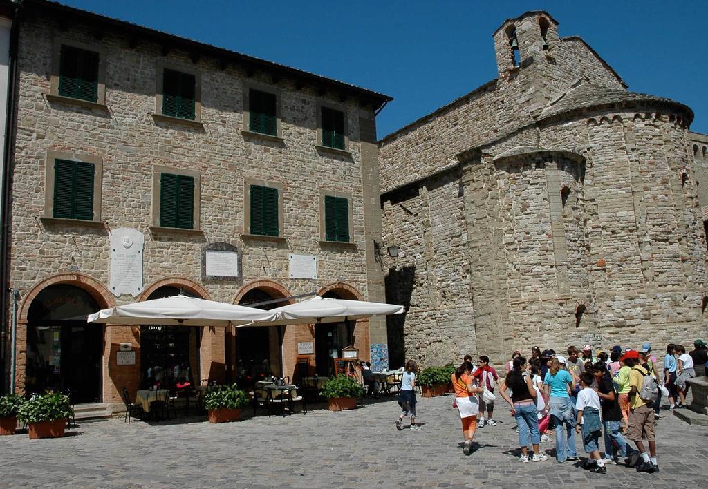 San Leo Albergo Diffuso Exteriör bild